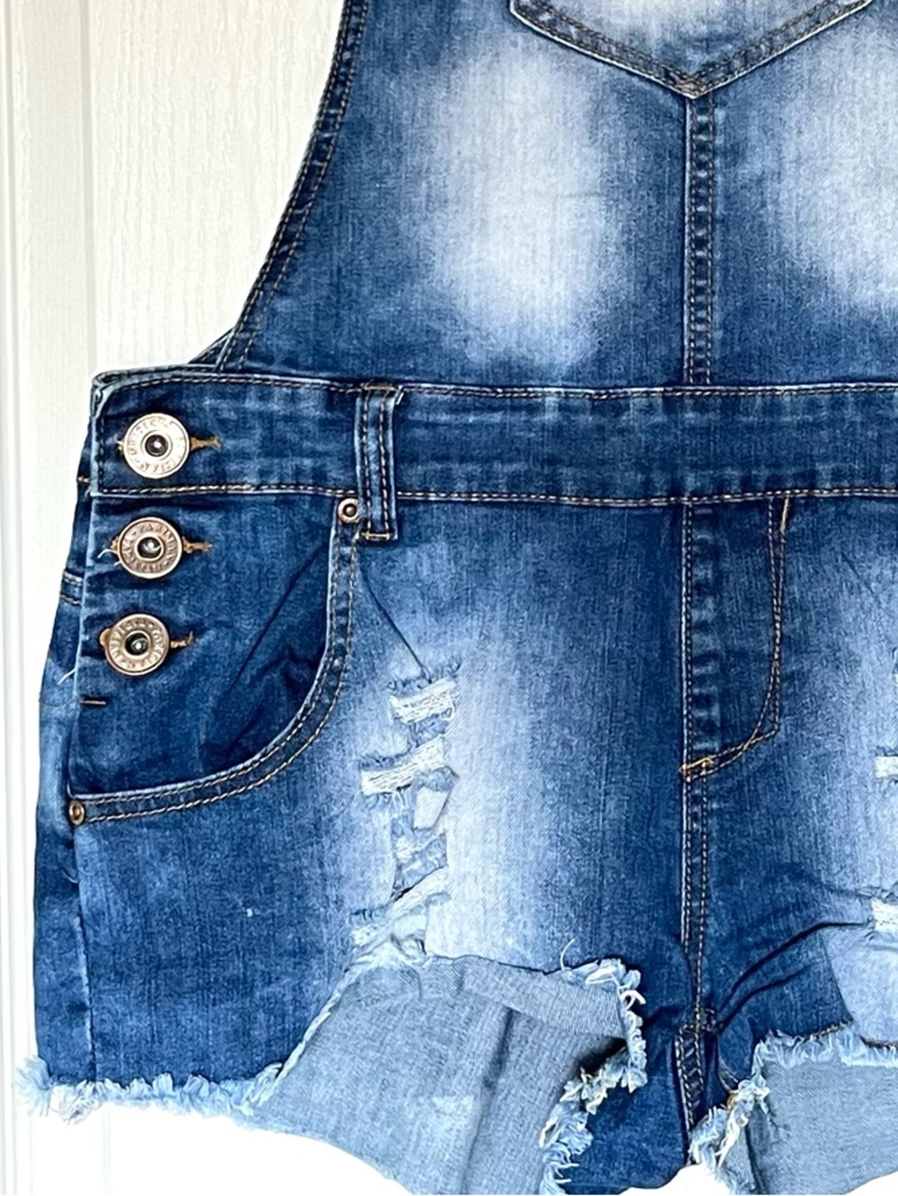 Parisian Collection Luxury Line Distressed Denim Dungaree Overalls Size 9 Y2K - Picture 13 of 14